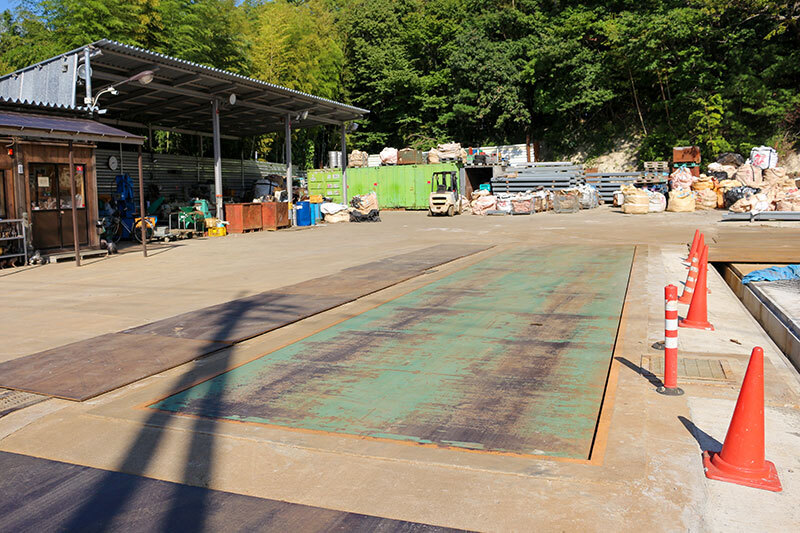 60トントラックスケール